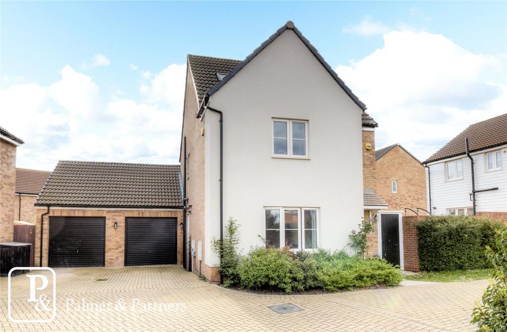 Cheetah Chase Stanway Colchester 4 Bed Detached House For Sale £