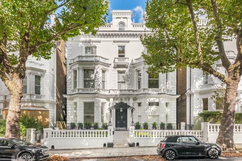 2 bedroom flat for sale, Holland Park, London