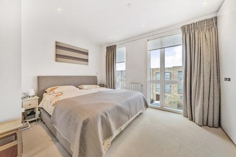 3 bedroom terraced house for sale, Handley Drive, Blackheath, London