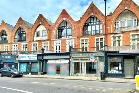 2 bedroom flat for sale, Archway Road, London N6