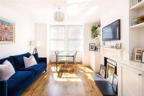 1 bedroom flat for sale, Fleet Road, Belsize Park, London, NW3