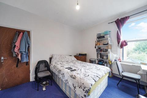 70b Acton Lane, London, NW10 8TU