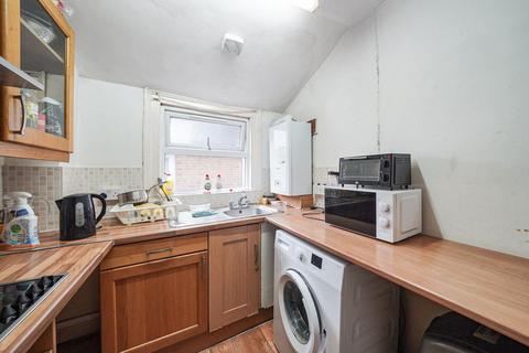 70b Acton Lane, London, NW10 8TU