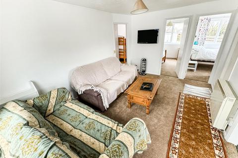 5 Glan Y Mor, Fairbourne, LL38 2BJ