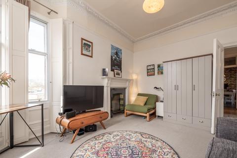 2 bedroom flat for sale, 20 (3F1) Springvalley Gardens, Morningside, Edinburgh, EH10
