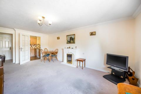 2 bedroom retirement property for sale, Headley Road, Surrey GU26