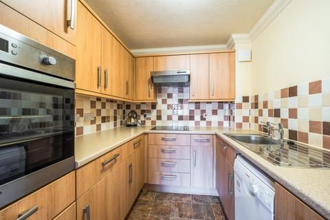 2 bedroom retirement property for sale, Headley Road, Surrey GU26