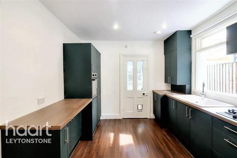 2 bedroom terraced house to rent, Frith Road, Leytonstone, E11
