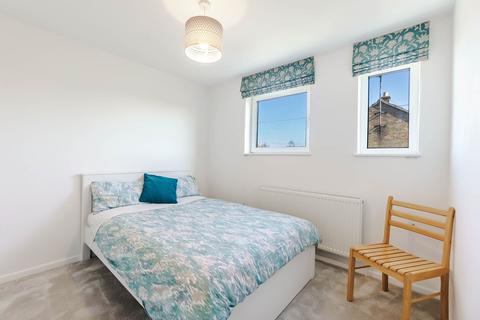 17 Mere Way, Cambridge, CB4 2JP