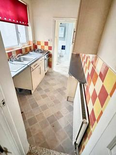 3 bedroom terraced house to rent, Burder Street, Loughborough LE11
