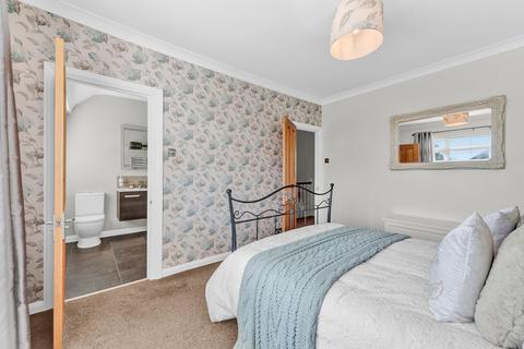 35 Glenview Road, Bromley, BR1 2QQ