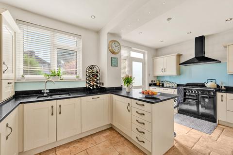 35 Glenview Road, Bromley, BR1 2QQ