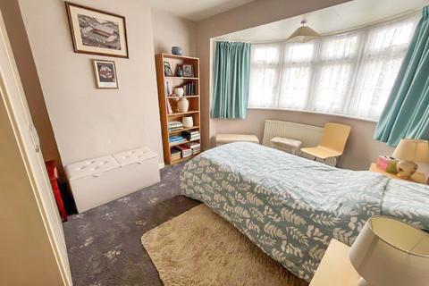 191 Colyer Road, Northfleet, Gravesend, DA11 8AT