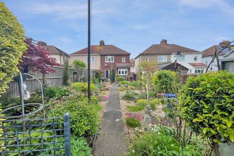 191 Colyer Road, Northfleet, Gravesend, DA11 8AT