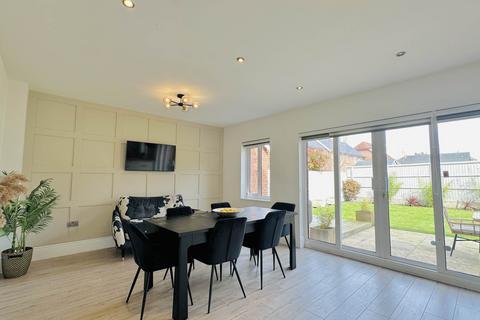42 Asquith Park, Sutton Courtenay, Abingdon, OX14 4FL