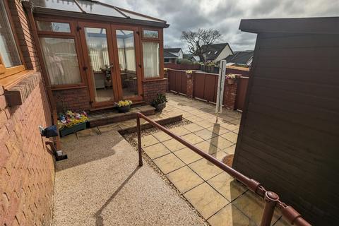 2 bedroom detached bungalow for sale, Caeffynnon Road, Llandybie, SA18 2TH