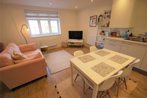 2 bedroom apartment to rent, Compton Road, Wooburn Green, High Wycombe, HP10