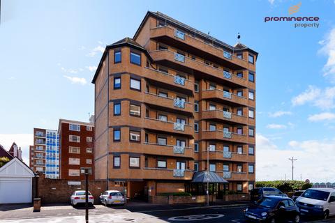 3 bedroom flat for sale, Kingsway, Hove BN3