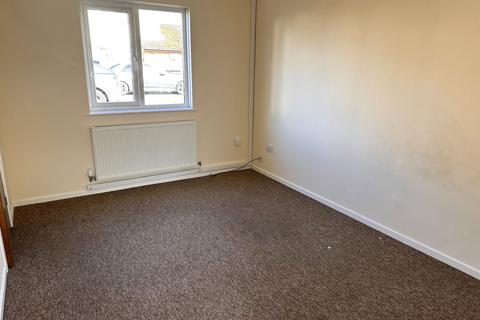 2 bedroom end of terrace house to rent, Smiths Way, Alcester, B49