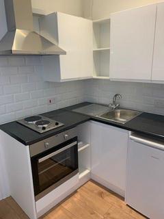 Studio to rent, Princes Avenue, Muswell Hill N10
