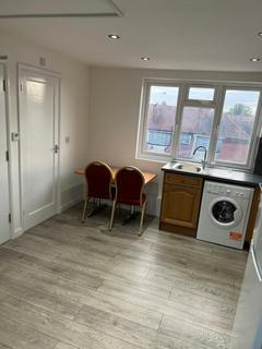Terraced house to rent, 7 Catherine Gardens, Hounslow, Greater London, TW3