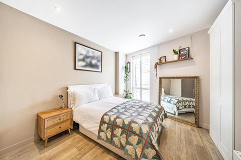 1 bedroom flat for sale, Woods Road, Peckham