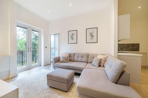 2 bedroom flat for sale, Carey Road, Mulberry House, RG40