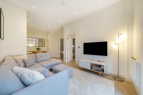 2 bedroom flat for sale, Carey Road, Mulberry House, RG40