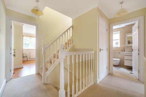 4 bedroom semi-detached house for sale, Park Road, New Barnet, Barnet, EN4