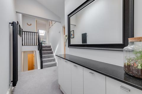 1 bedroom flat for sale, East Dulwich Grove, London, SE22