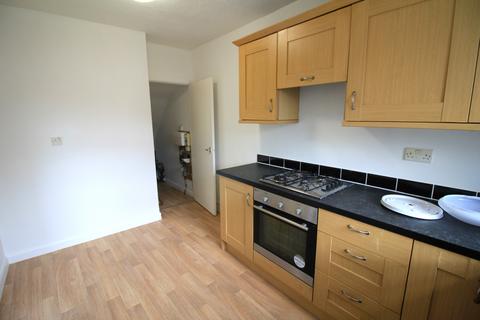 3 bedroom end of terrace house to rent, Cadge Road, Norwich NR5