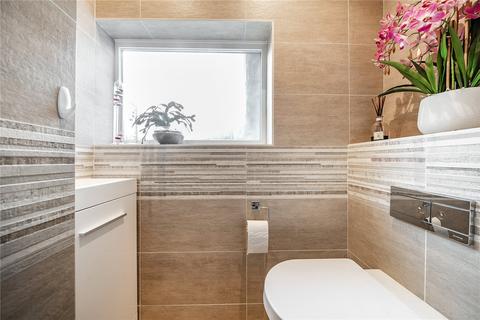 11 Lawrence Drive, Ickenham, Uxbridge, UB10 8RN