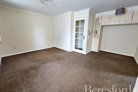 67 Vignoles Road, Romford, RM7 0DU