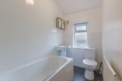 3 Hillside Road, Bingley, BD16 4BW