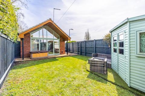 2 bedroom detached bungalow for sale, Washingborough Road, Heighington, Lincoln, Lincolnshire, LN4