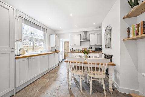 2 Bridges Road, London, SW19 1EN