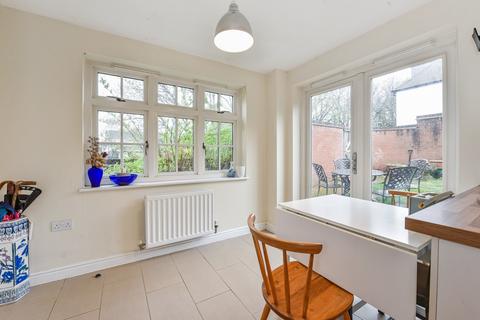 4 bedroom semi-detached house for sale, Winchester