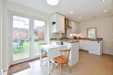 9 Monks Walk, Winchester, SO23 7GD