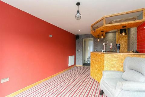 1 Hillside Crescent, Weir, Bacup, OL13 8QL