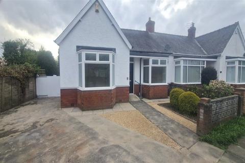 3 bedroom bungalow for sale, Leybourne Avenue, Forest Hall