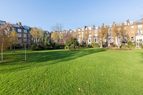 3 bedroom flat for sale, Sutherland Avenue, Maida Vale, W9.