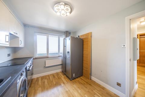 1 bedroom apartment to rent, Sedgmoor Place London SE5