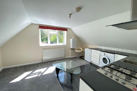 1 bedroom apartment to rent, Coningsby Road, H13