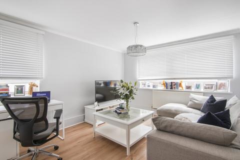 1 bedroom apartment for sale, Lower Queens Road, Buckhurst Hill, IG9