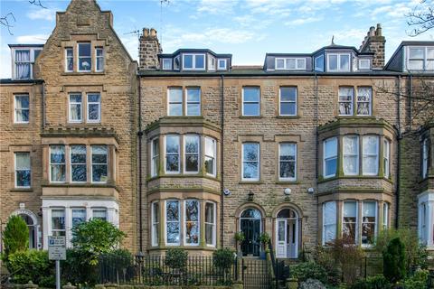 5 bedroom terraced house for sale, Valley Drive, Harrogate, North Yorkshire, HG2