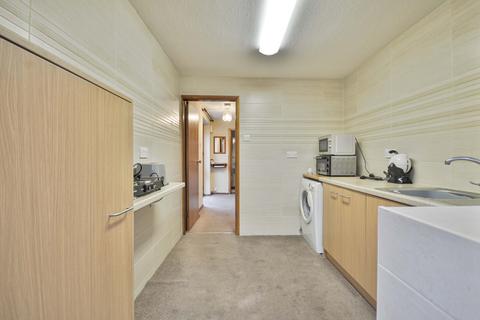 86 Henwick Road, Worcester, WR2 5NY