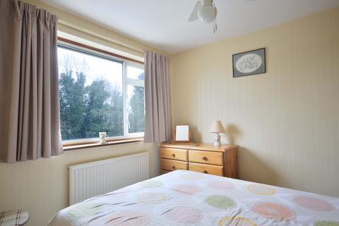 86 Henwick Road, Worcester, WR2 5NY