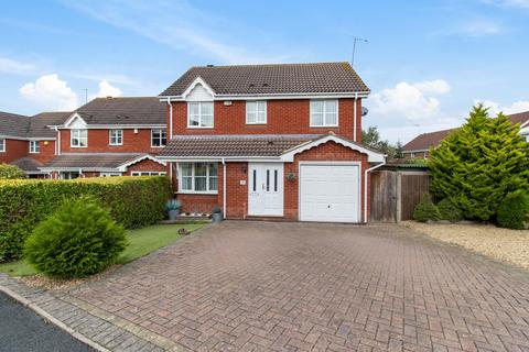4 bedroom detached house for sale, St Peters, Worcester WR5