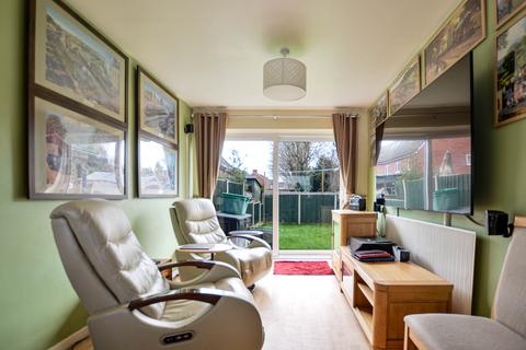 12 Baynham Drive, Worcester, WR5 2NJ