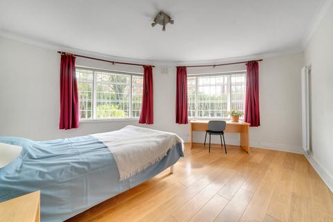 3 bedroom apartment for sale, Barons Keep, Gliddon Road W14